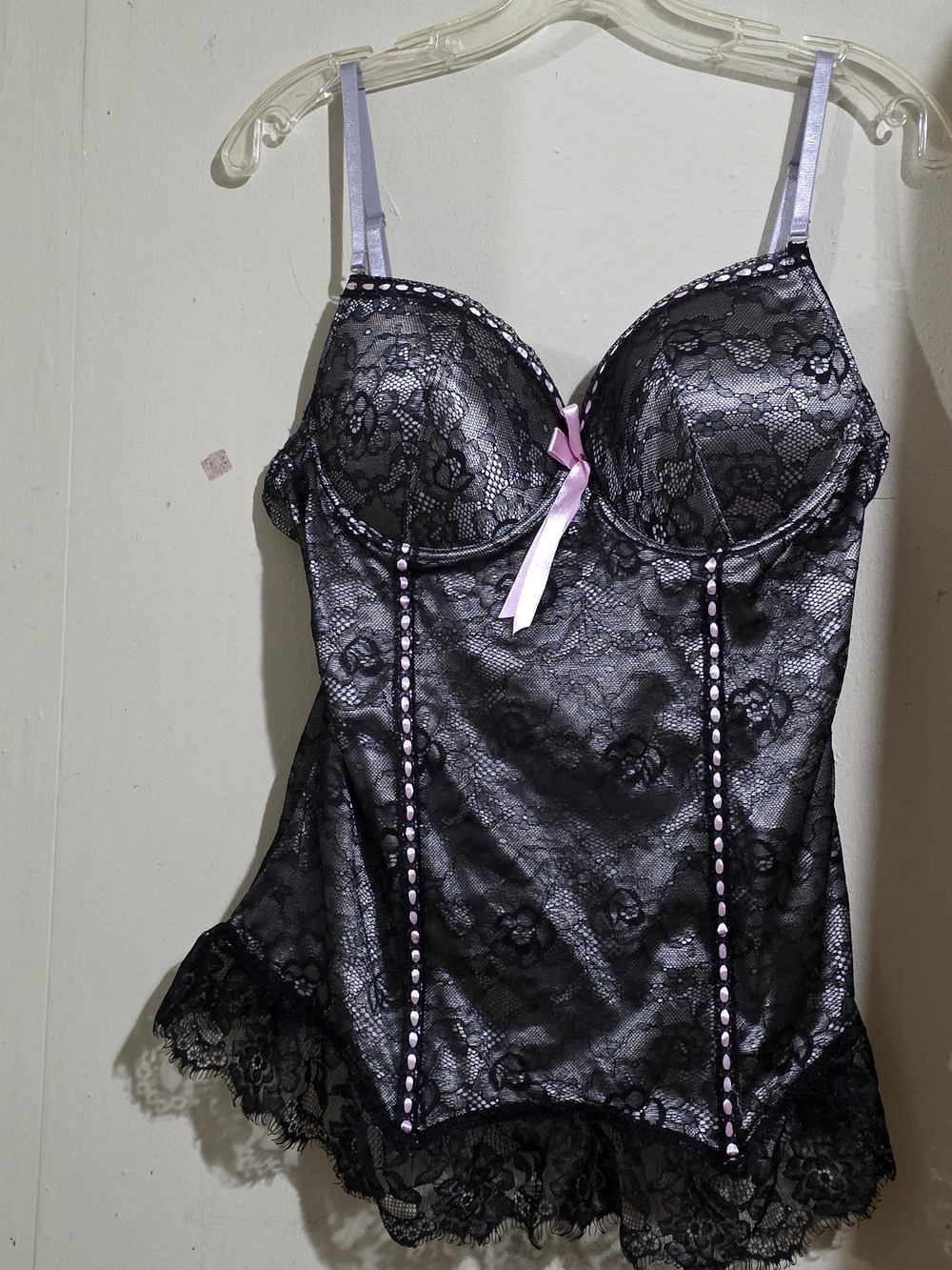 Black Lace Bustier Chemise with Pink Ribbon Accents Used Size2X